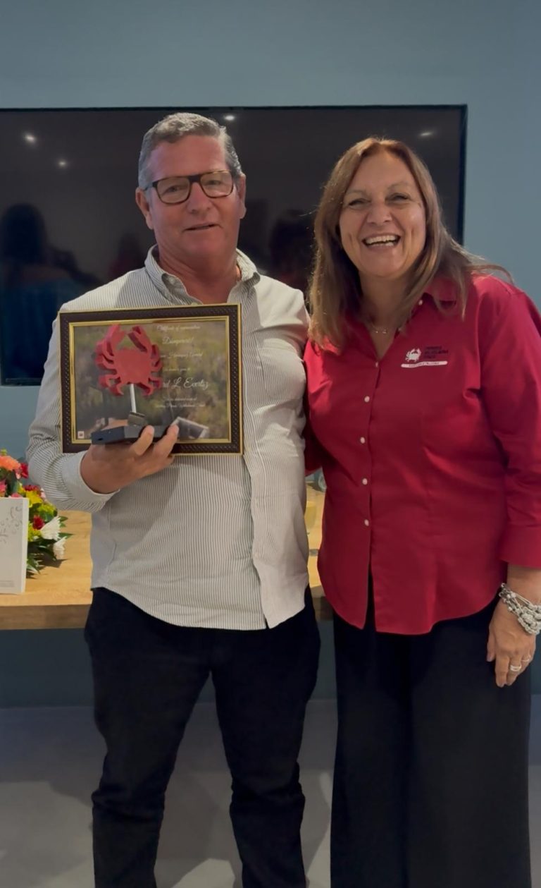 Diane Henriquez Award recipient Curd L. Evertsz